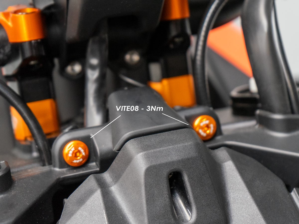 KVT72 Ktm 990 Duke Windshield/light Screws Kit