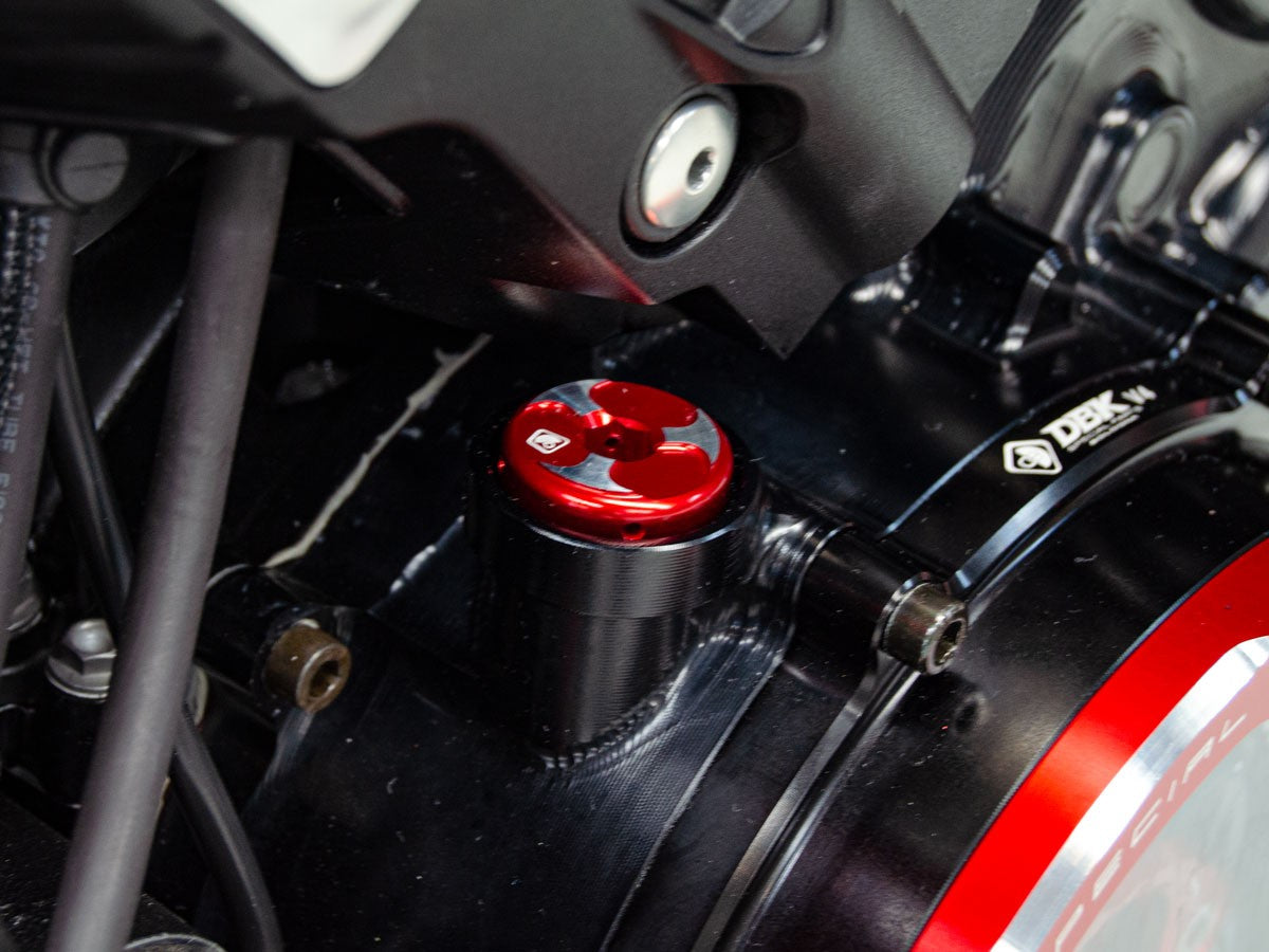 TOO02 Engine Oil Cap