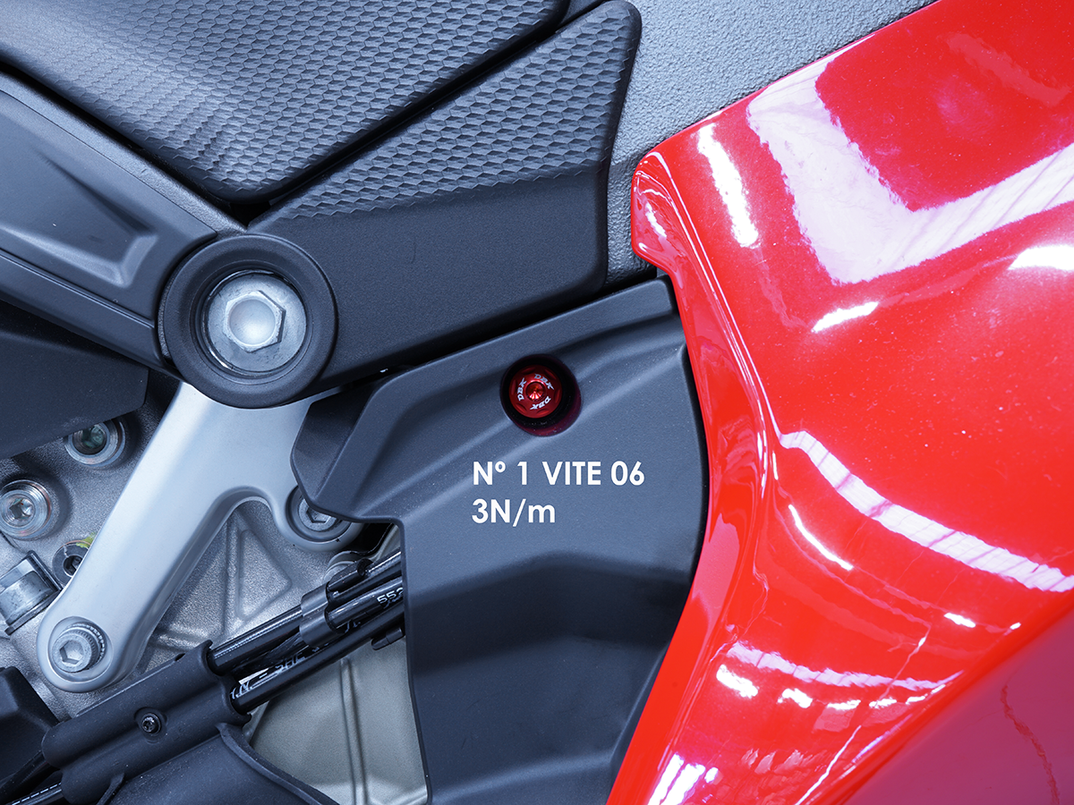 Ducati Panigale V4 2025 Lower Right Tank Panel Screw Kit