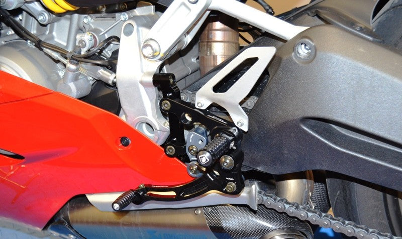 PR119903 Adjustable Rearset SBK Panigale