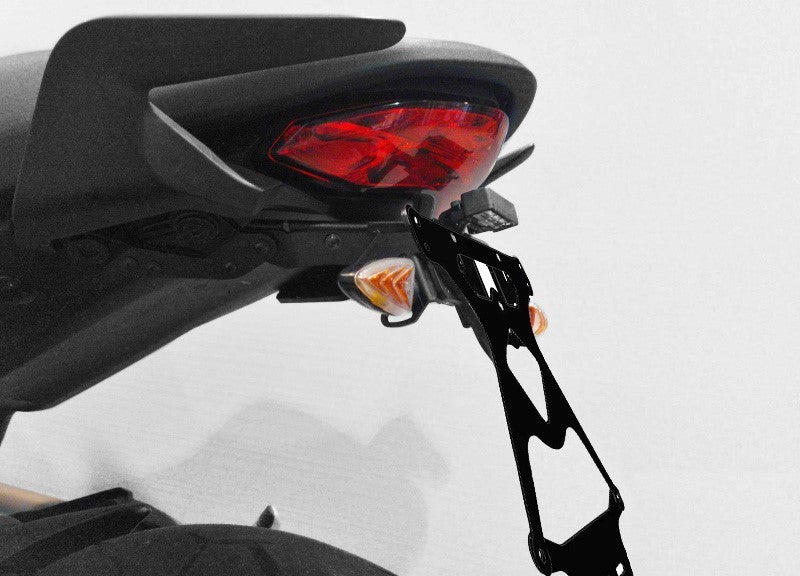 PRT07 - M821 ADJUSTABLE LICENSE PLATE HOLDER SHORT