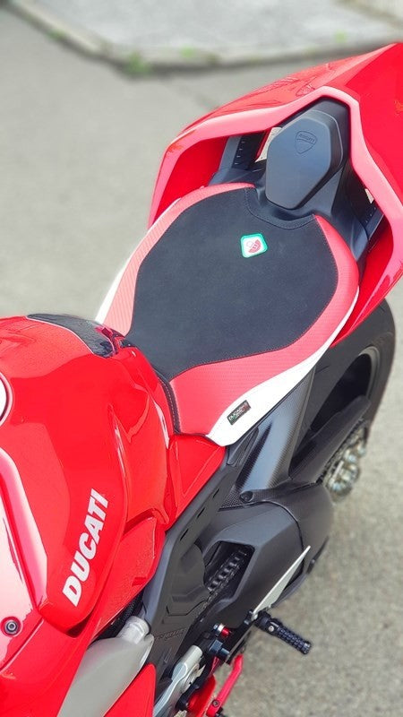 CSV401 Panigale V4 Seat Cover Rider