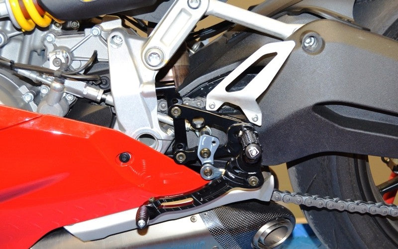 PR119903 Adjustable Rearset SBK Panigale