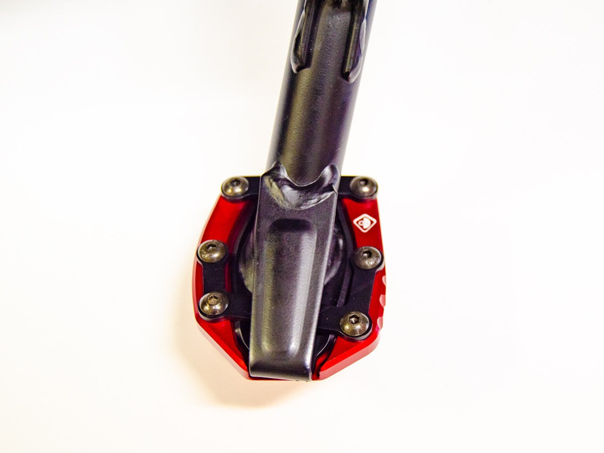 BAC06 - DIAVEL V4 KICKSTAND PAD
