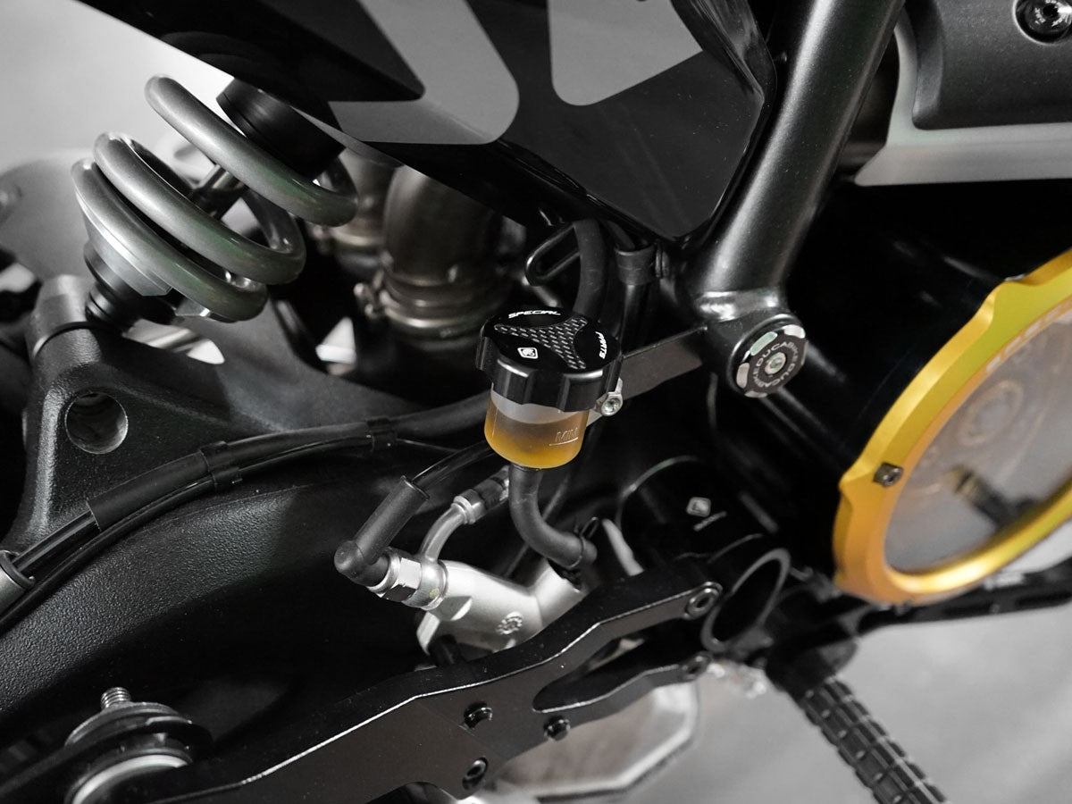 TLS04 - REAR FLUID RESERVOIR CAP