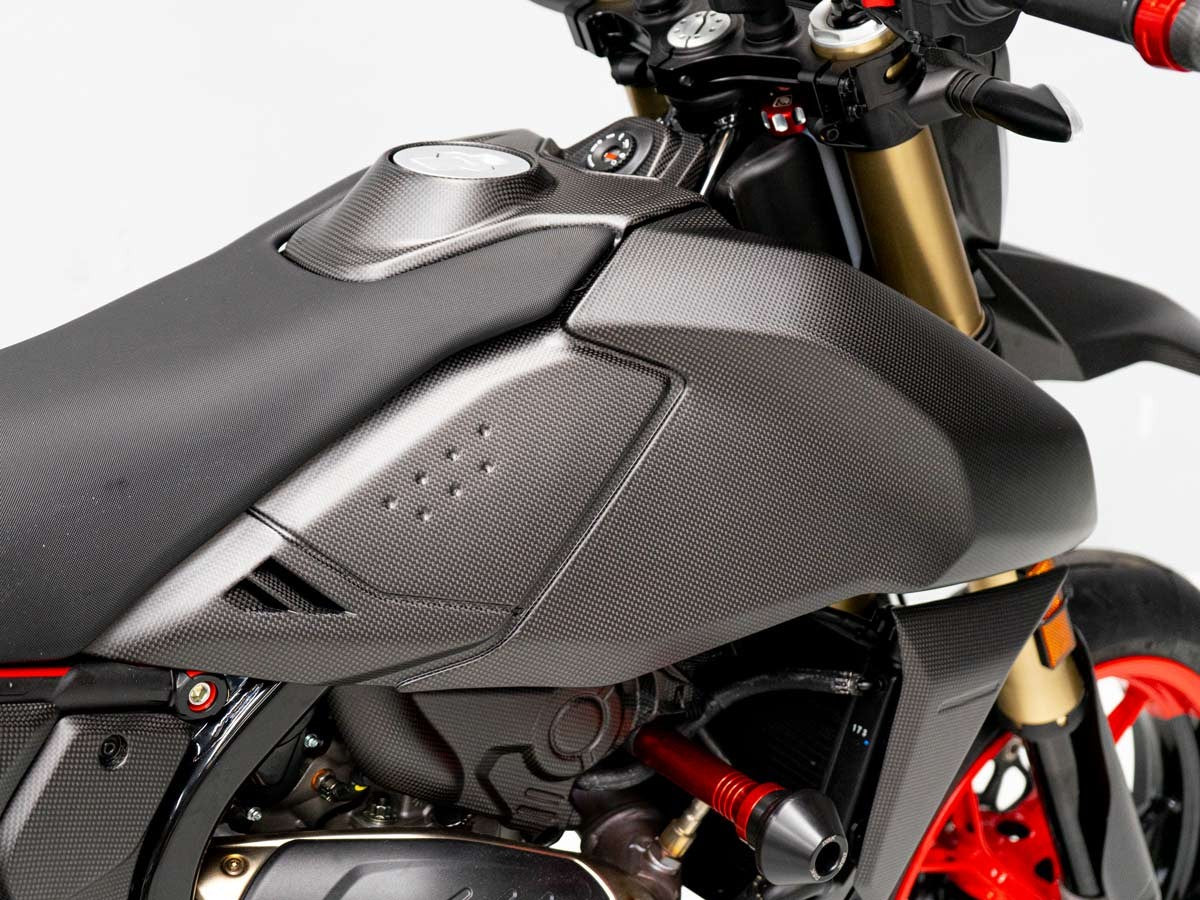 CRB151O HM 698 Mono Matt Carbon Tank Side Covers