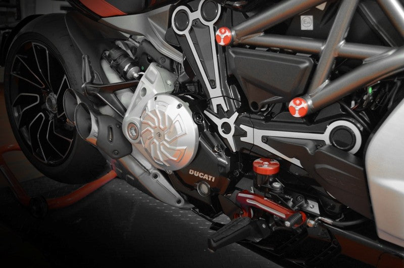 CCO13 - XDIAVEL CLUTCH COVER