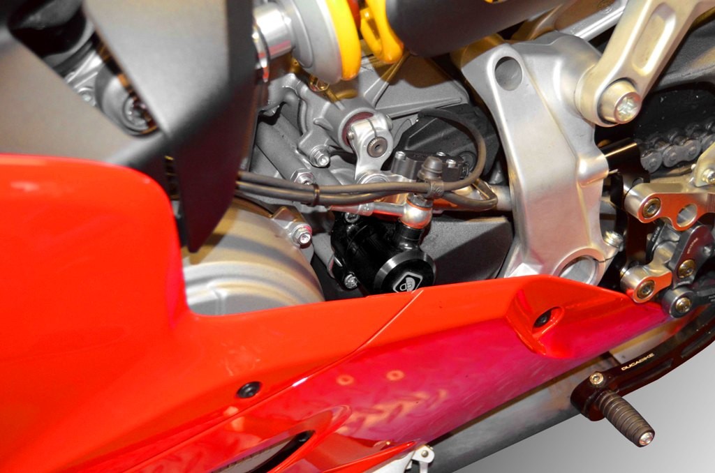 AF04 - PANIGALE CLUTCH SLAVE CYLINDER