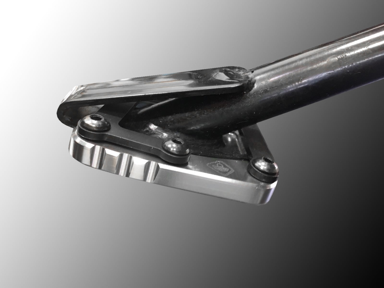 BAC04 - INCREASED STAND BASE