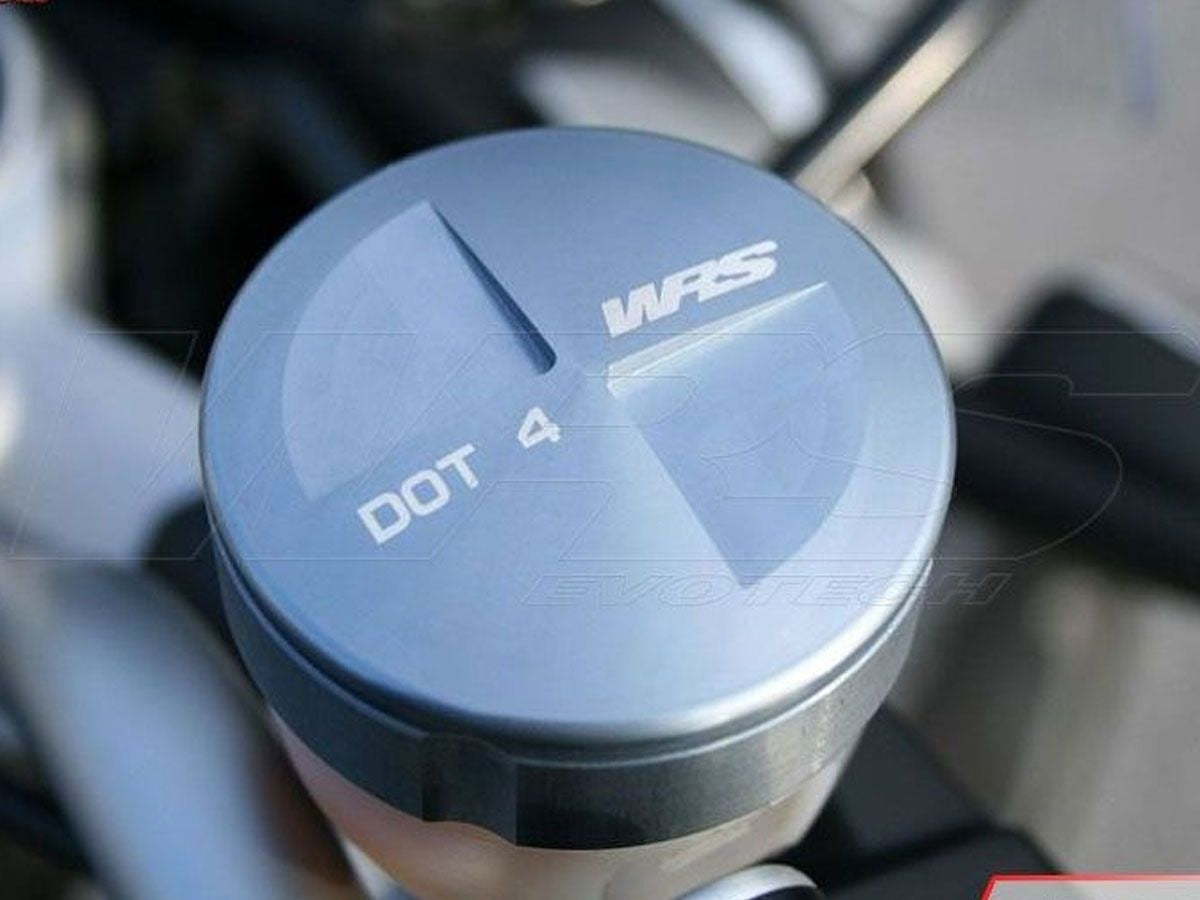 PAIR OF BRAKE OIL TANK CAPS - CLUTCH BMW