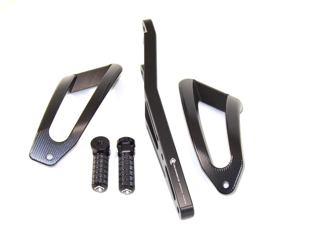 PPM1201DD - KIT PASSENGER PEGS M821/1200