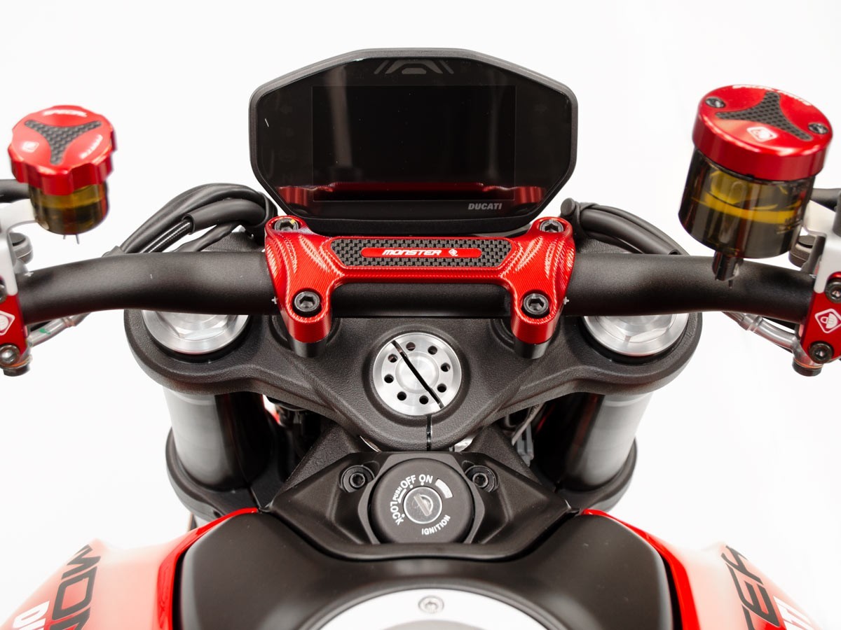 BM16 - M937 HANDLEBAR CLAMP