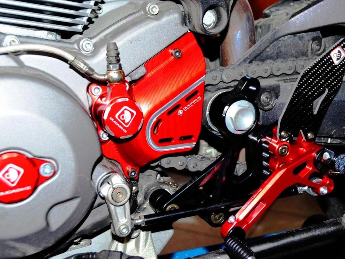CP03 - SPROCKET COVER