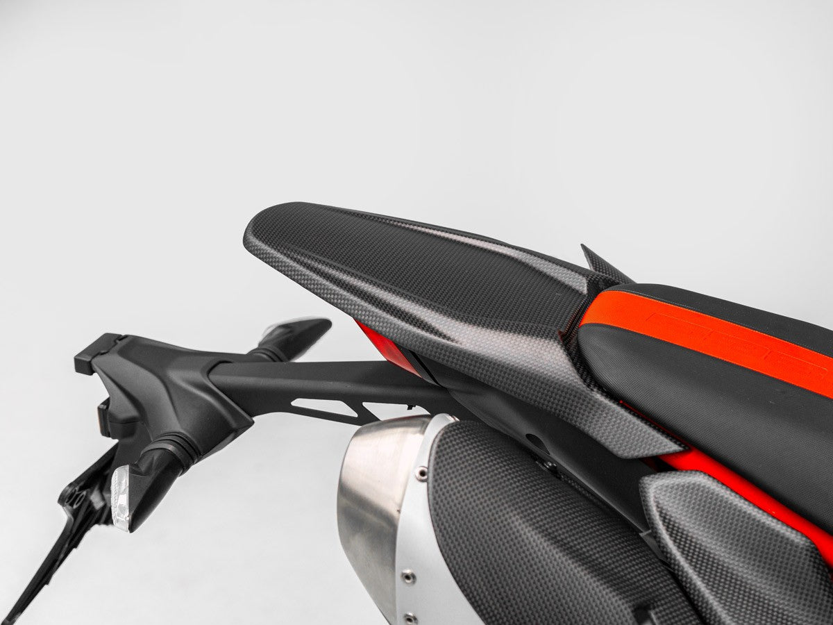 CRB158O HM 698 Mono Matt Carbon Tail