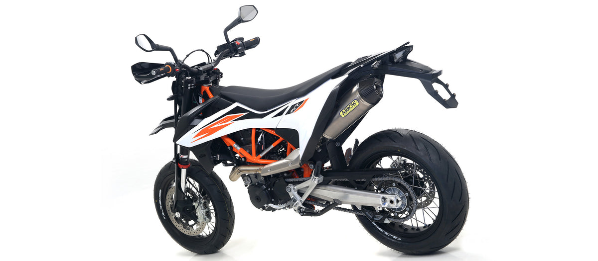 Arrow Race-Tech Titanium Slip On With Carbon End Cap
