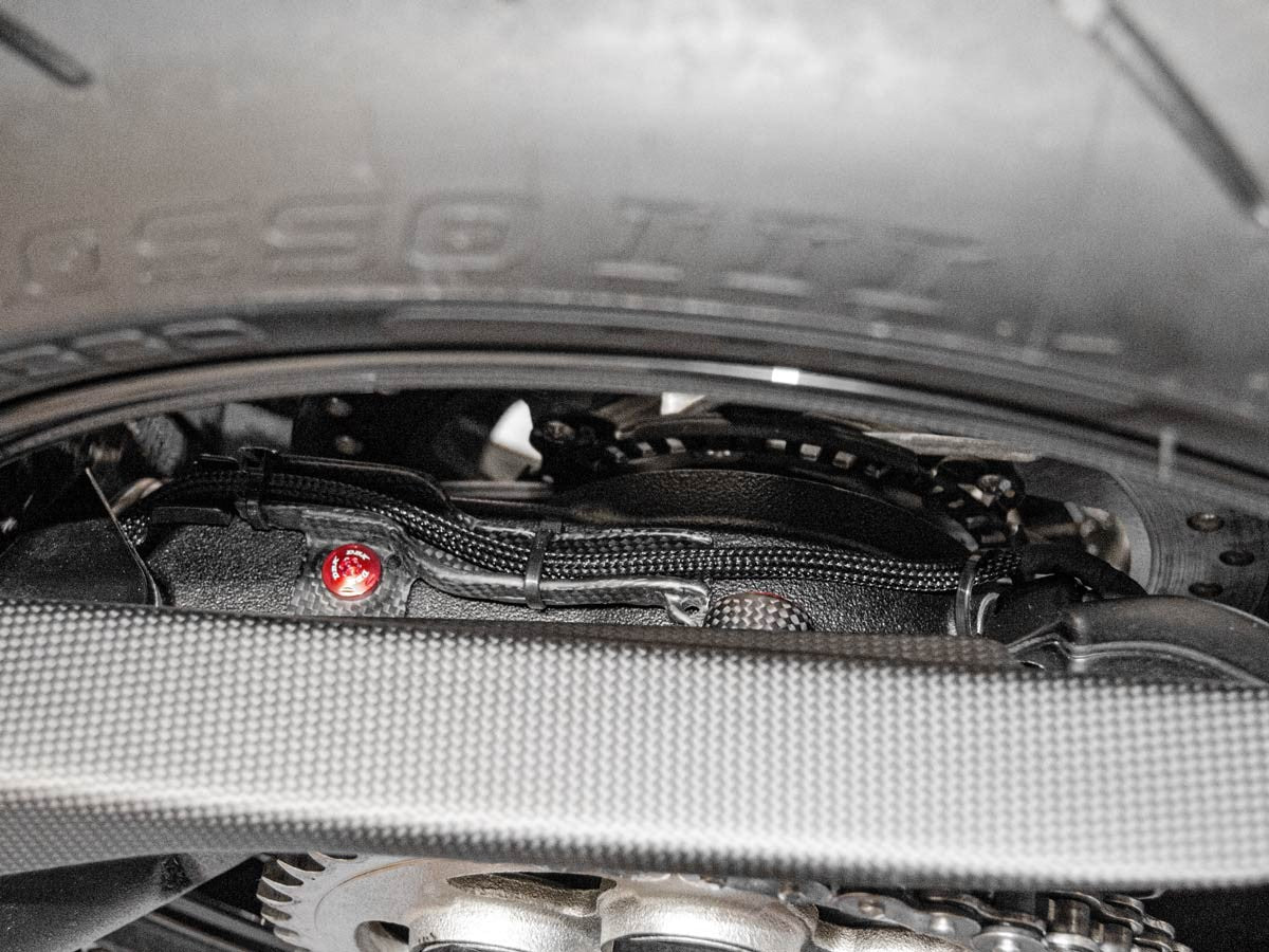 KVT42 - REAR FENDER SCREW KIT