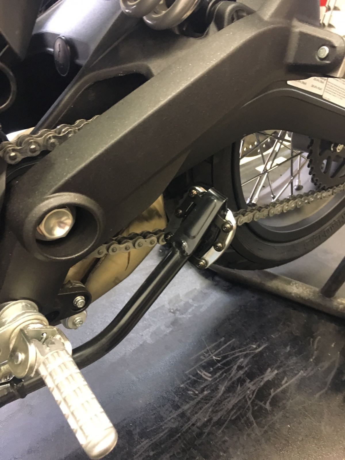 BAC02 - MTS 950 KICKSTAND PAD