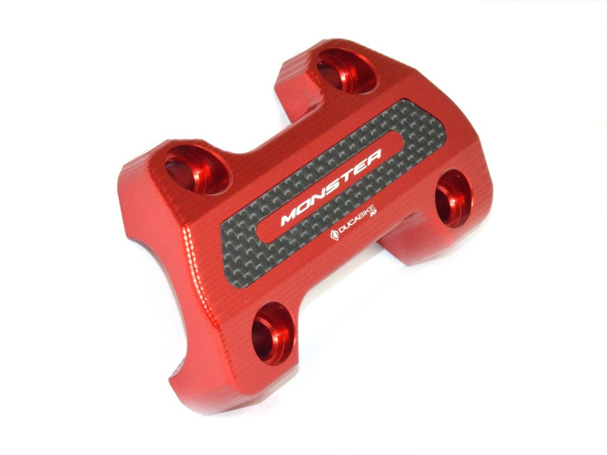 BM06 - HANDLEBAR CLAMP M696