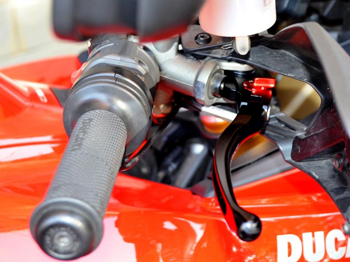 LE01 - BRAKE / CLUTCH ADJ. LEVERS  ECO GP 1