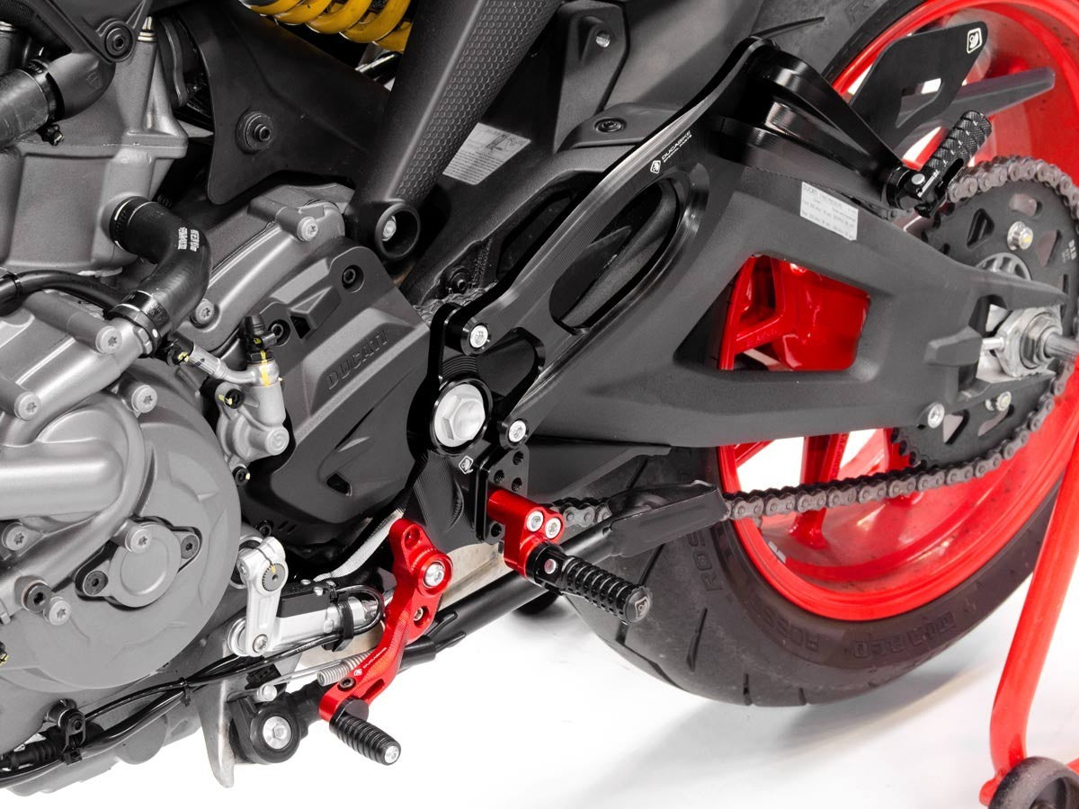 PPM93701D - PASSENGER FOOTPEG KIT