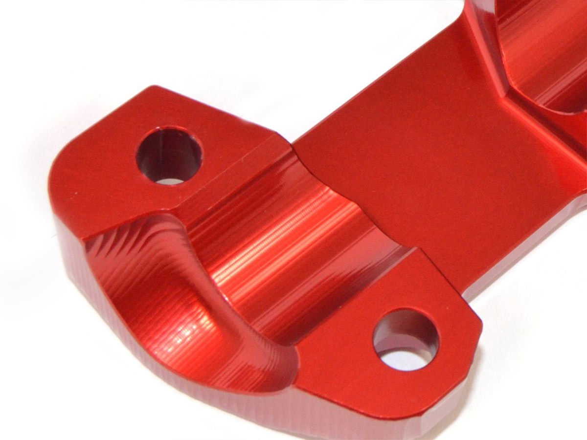 BM06 - HANDLEBAR CLAMP M696