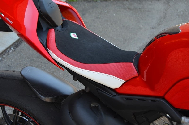CSV401 Panigale V4 Seat Cover Rider