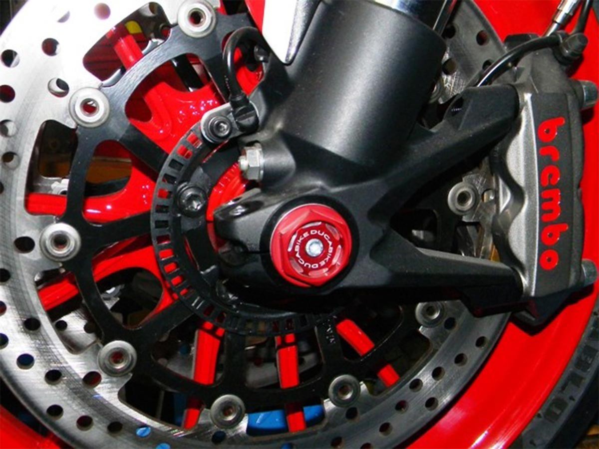 TRS02 - LEFT FRONT WHEEL CAP BICOLOR