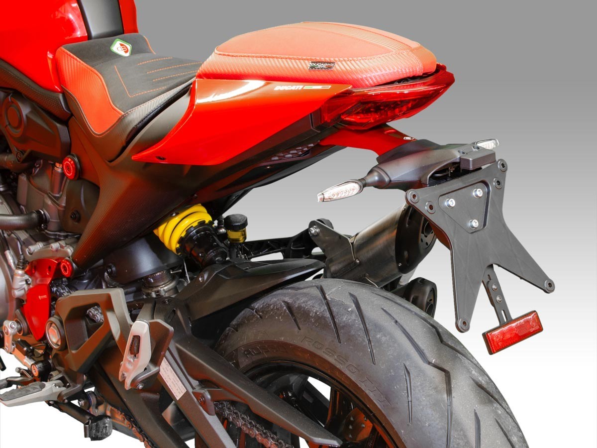 PRT15 - M937 LICENSE PLATE HOLDER