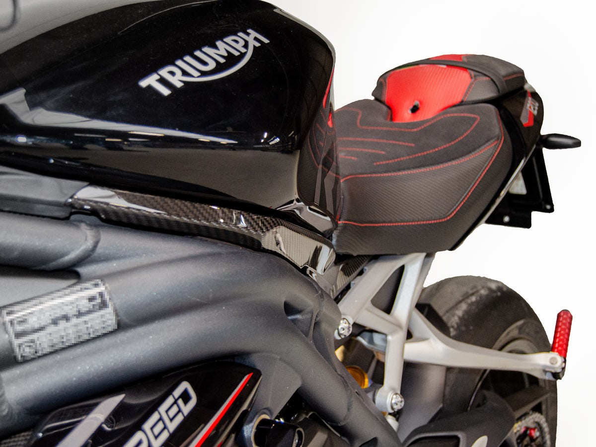 CRB67L - TRIUMPH ST GLOSSY CARBON TANK INFILLS