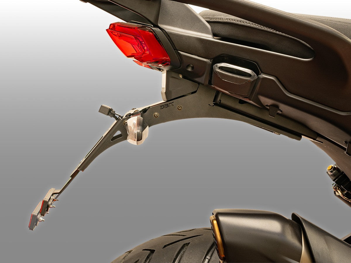 PRT26 - MTS V4 MY 2025 ADJUSTABLE LICENSE PLATE HOLDER