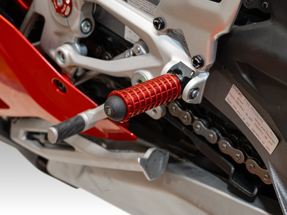 KAPM16D - DUCATI PILOT FOOTPEGS SUPPORT KIT
