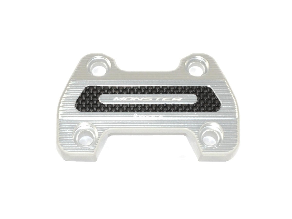 BM06 - HANDLEBAR CLAMP M696