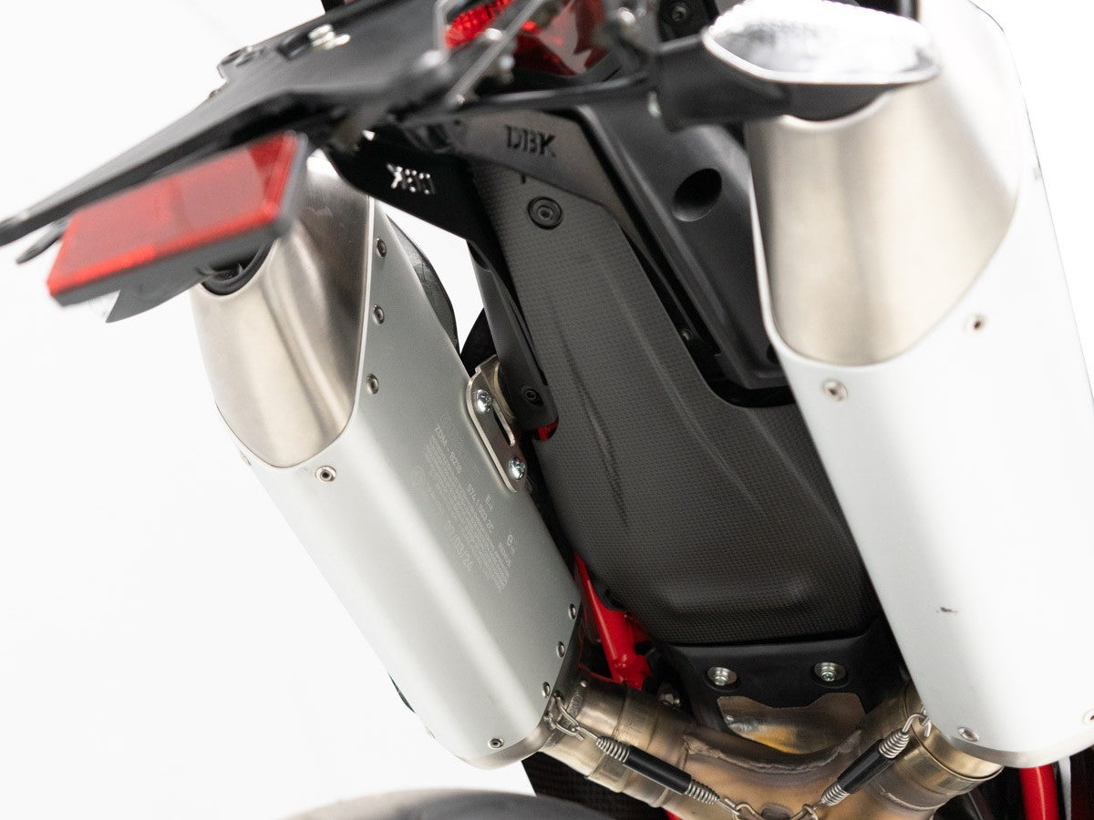 CRB159O HM 698 Mono Matt Carbon Underseat Panel
