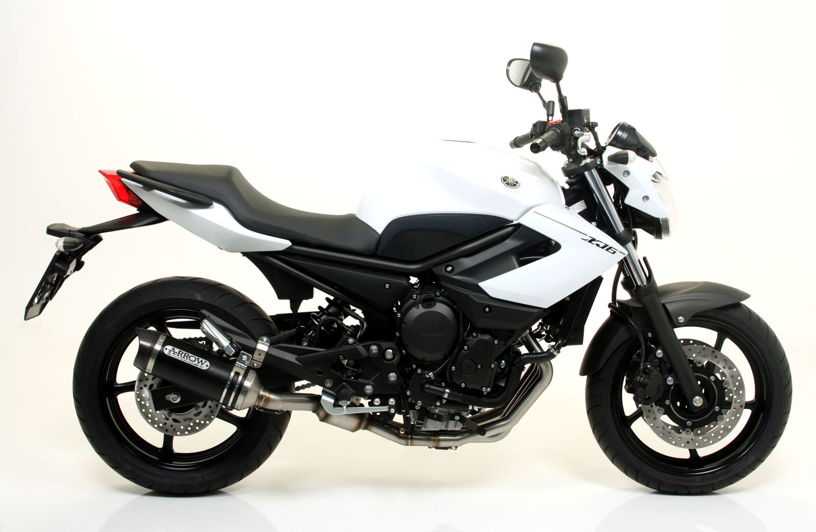 Arrow Full System With Thunder Aluminium Dark" Slip On With Carbon Fiber End Cap"