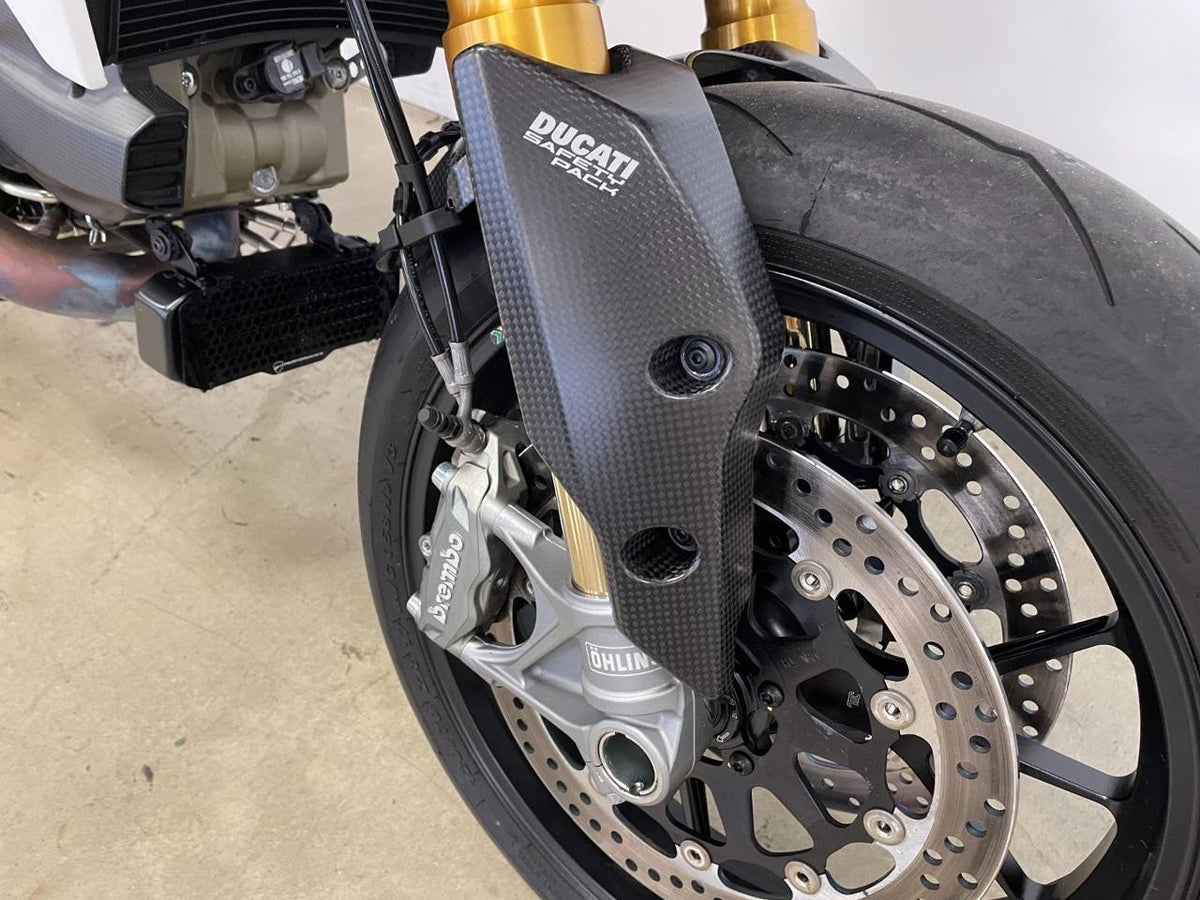 CRB206O HM 950 Carbon Front Fender