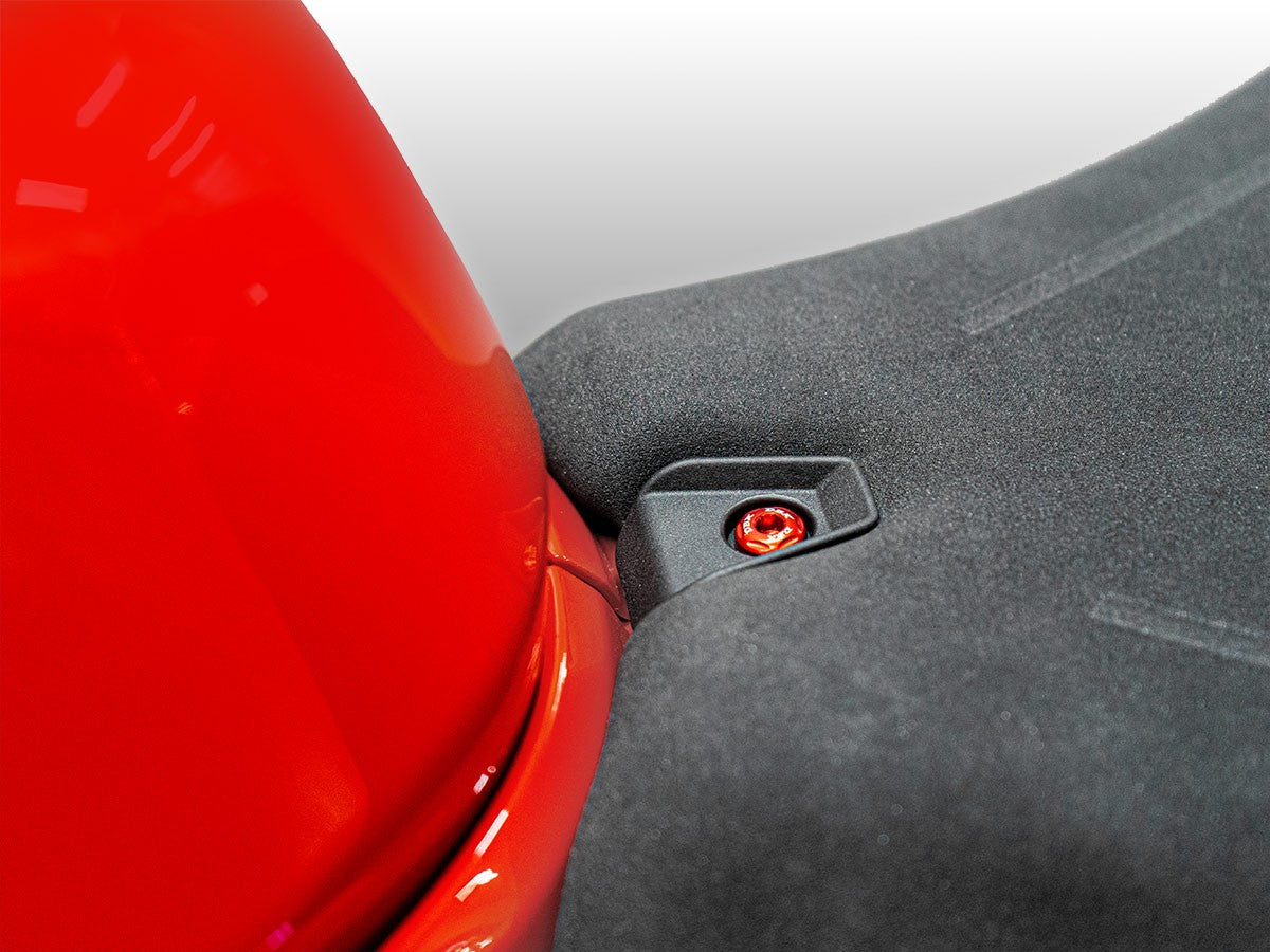 KVT105 - PANIGALE V4 MY 2025 SEAT SCREW KIT