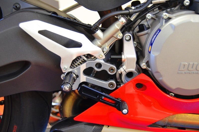 PR119903 Adjustable Rearset SBK Panigale