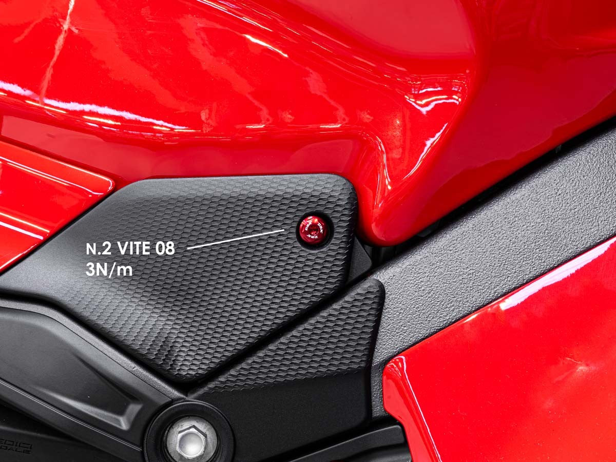 KVT97 - PANIGALE V4 MY 2025 TANK COVER SCREWS KIT