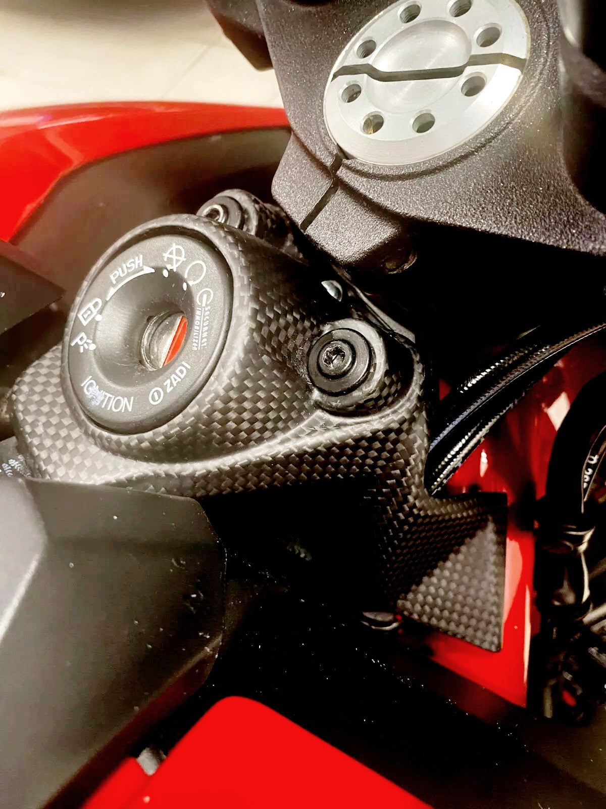 CRB199O HM 950 Carbon Key Cover