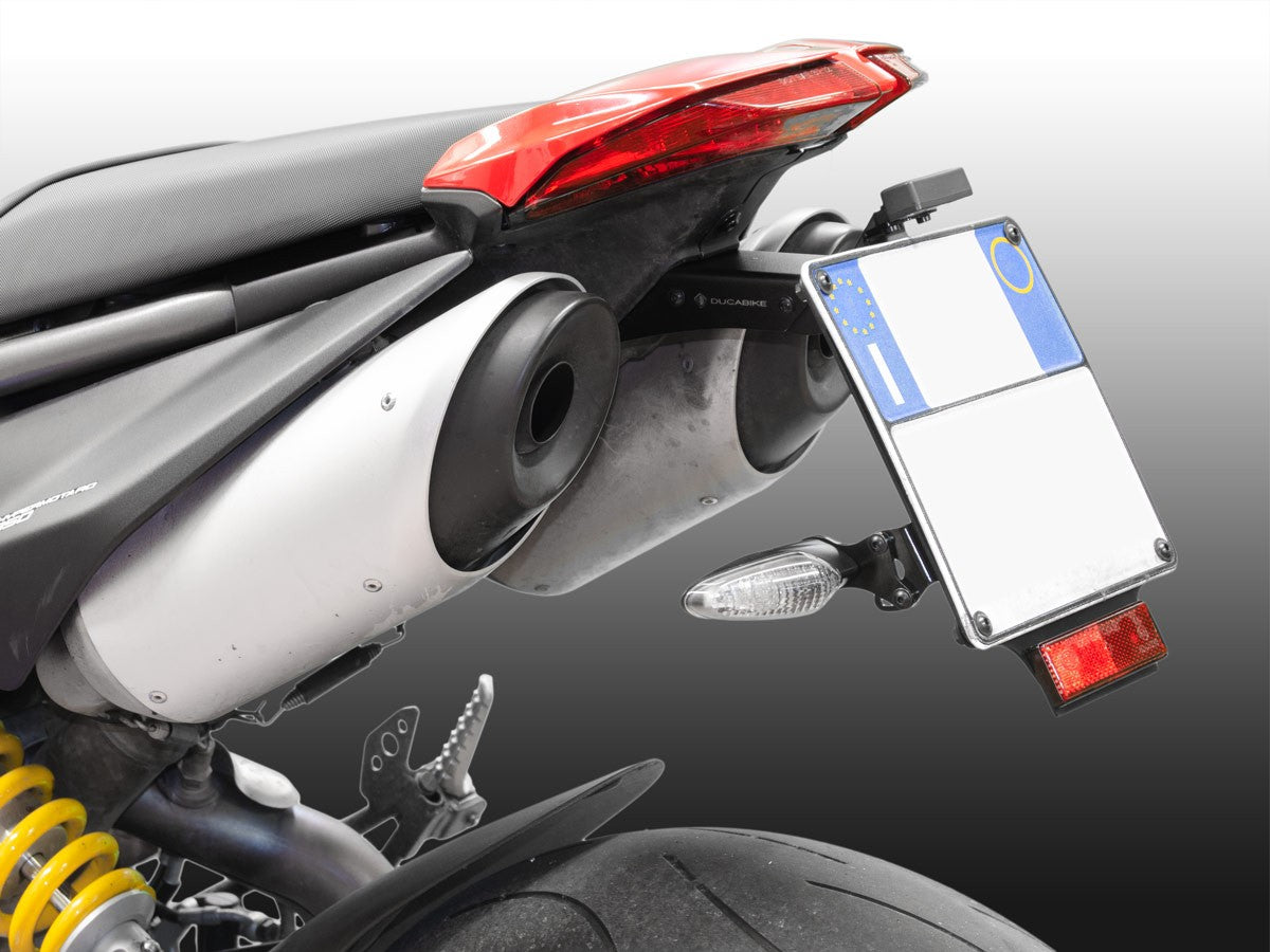 PRT19 - HYM 950 ADJUSTABLE LICENSE PLATE HOLDER