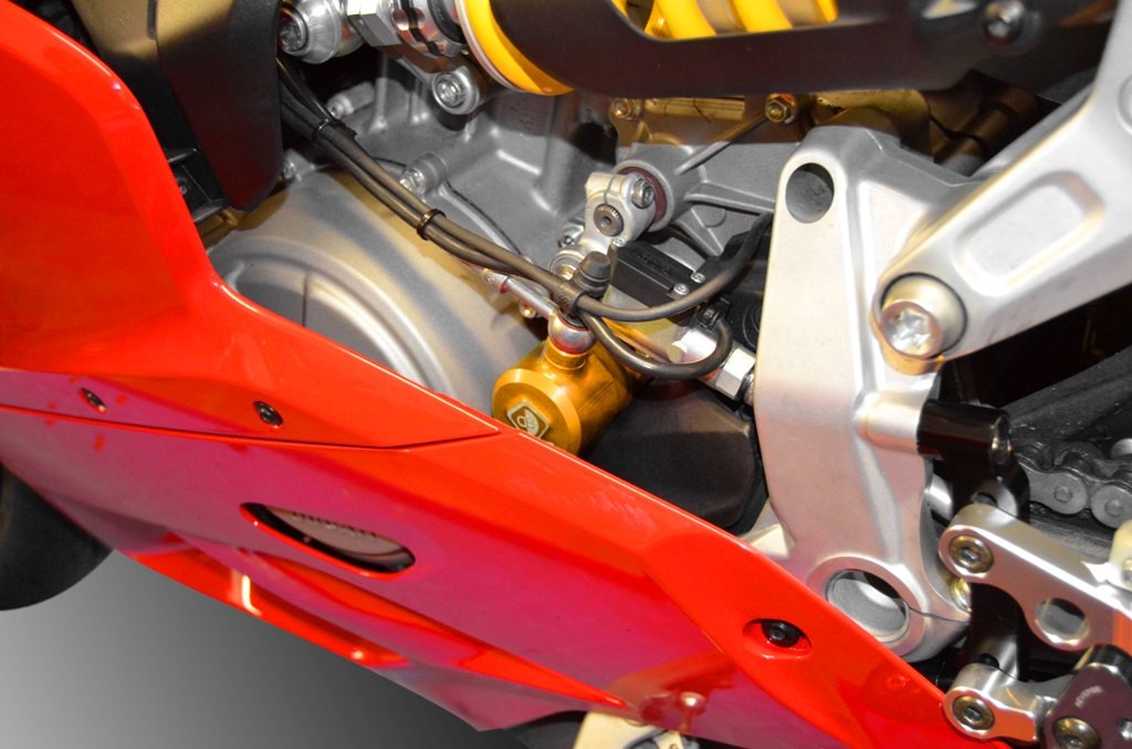 AF04 - PANIGALE CLUTCH SLAVE CYLINDER