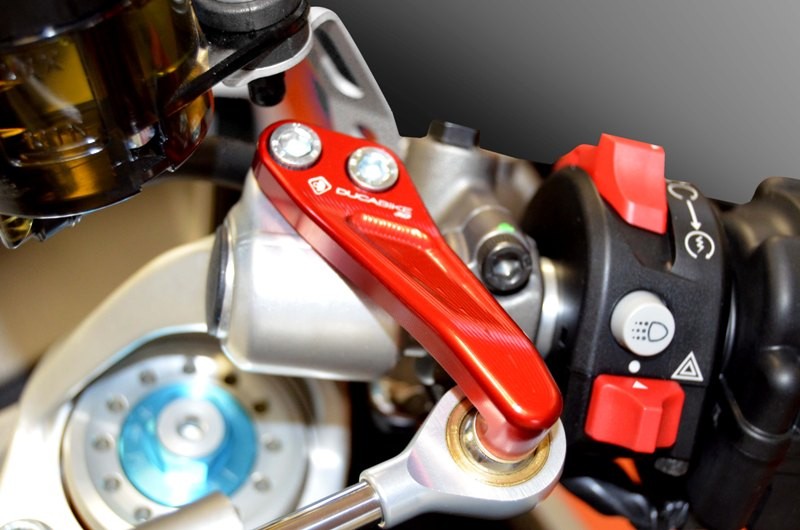 SAS12 - SS MY2017 KIT MOUNT STEERING DAMPER