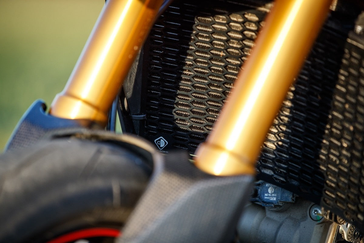 GR05 - RADIATOR GUARD