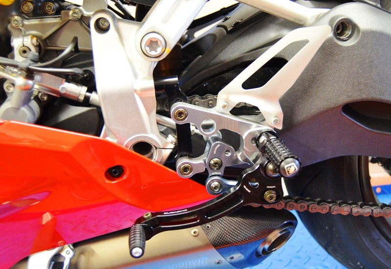 PR119903 Adjustable Rearset SBK Panigale