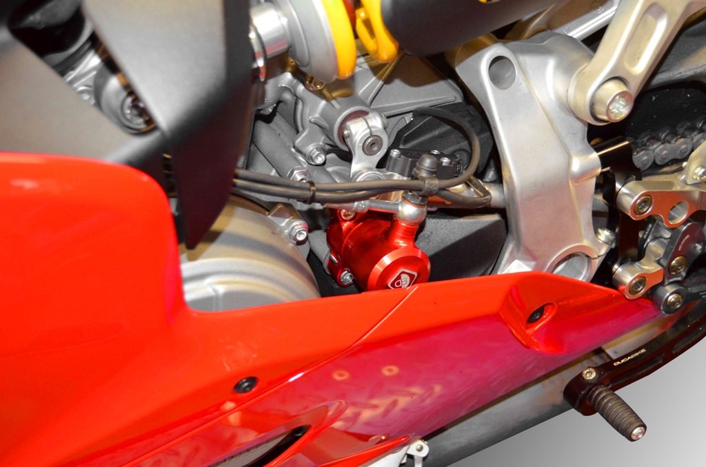 AF04 - PANIGALE CLUTCH SLAVE CYLINDER