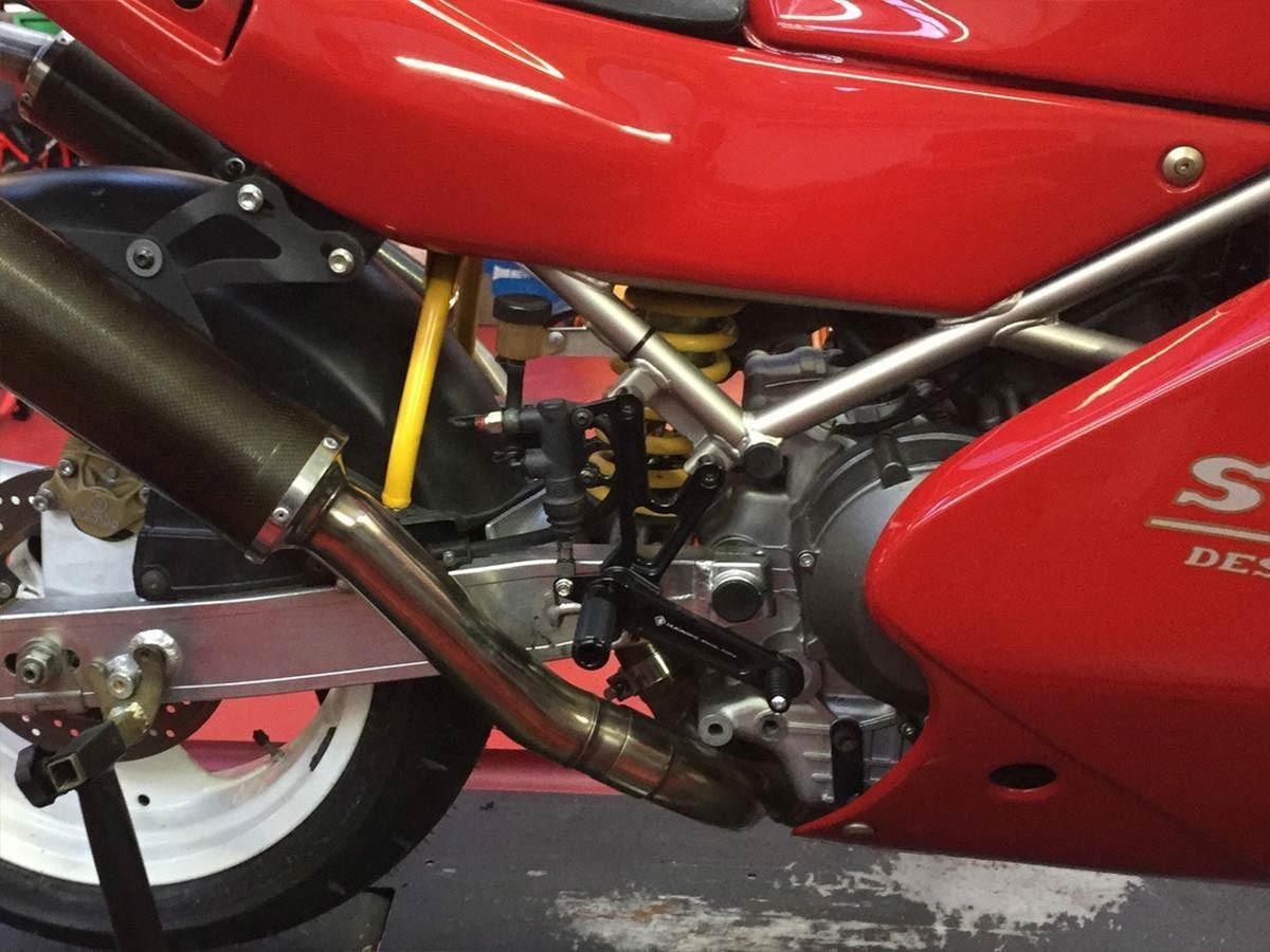 PRVM01 - PILOT ADJUSTABLE REARSETS