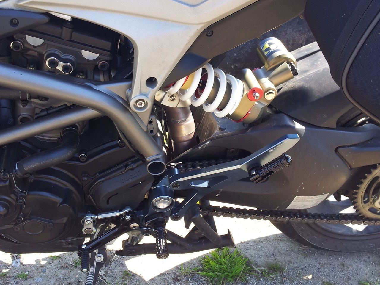 PRNHM01 - REARSET HYPERMOTARD 821